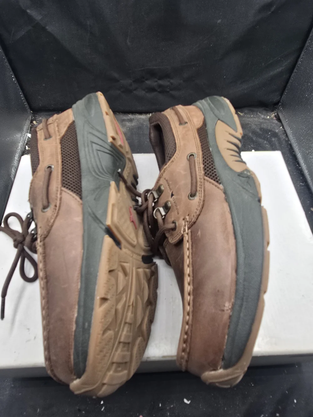 Men's Brown Leather Boat Shoes with Lace-Up Comfort